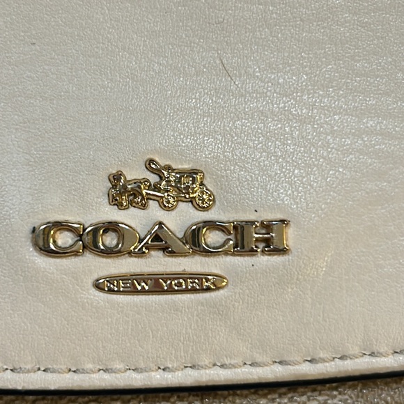 Coach signature slim envelope wallet with buttery soft interior leather - Picture 3 of 11